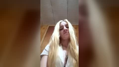 xxjessiebugxx online show from 07-08-26, 04:17