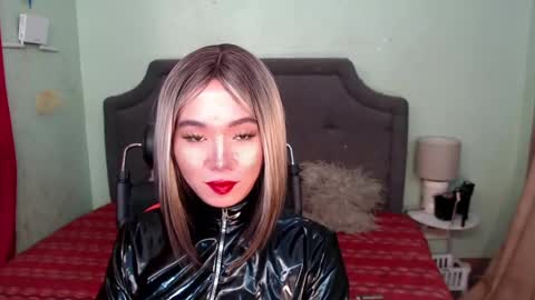 Kagura online show from 12-17-24, 10:54