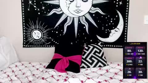 Snapshot of xxlittlemiss95xx chatting on 03-03-25, 11:22 Natalie Jade online show from 03-03-25, 11:22