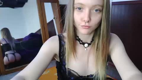 LoveAnastasia online show from 12-30-24, 09:50