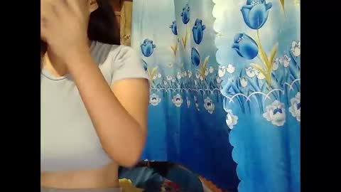 Snapshot of xxolevia chatting on 10-16-25, 10:16 xxolevia online show from 10-16-25, 10:16