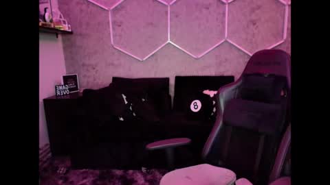 xxprincetonxx online show from 04-19-26, 08:33