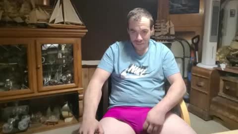 xxScubaStevexx online show from 03-31-26, 05:08