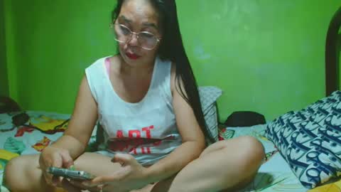 Snapshot of xxsexypinayxx chatting on 01-26-25, 11:06 xxsexypinayxx online show from 01-26-25, 11:06