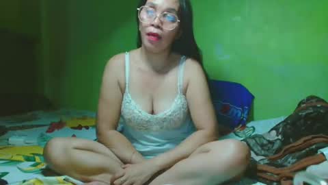 Snapshot of xxsexypinayxx chatting on 01-31-25, 12:07 xxsexypinayxx online show from 01-31-25, 12:07