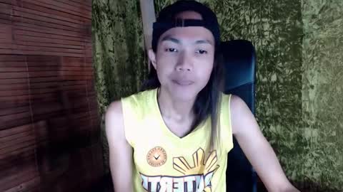 Snapshot of xxskinny_alonzoxx chatting on 01-21-25, 10:19 Ali online show from 01-21-25, 10:19