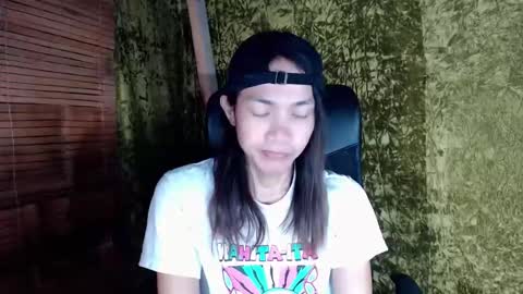 Snapshot of xxskinny_alonzoxx chatting on 02-23-25, 10:20 Ali online show from 02-23-25, 10:20