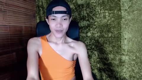 Snapshot of xxskinny_alonzoxx chatting on 02-25-25, 08:09 Ali online show from 02-25-25, 08:09
