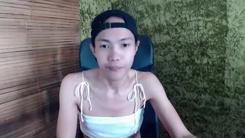 Snapshot of xxskinny_alonzoxx chatting on 03-11-25, 12:00 Ali online show from 03-11-25, 12:00