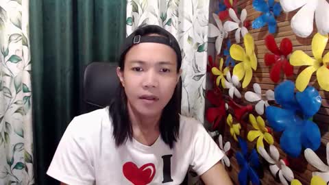 Snapshot of xxskinny_alonzoxx chatting on 10-03-25, 11:24 Ali online show from 10-03-25, 11:24