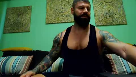 Xtream Leonard online show from 06-25-26, 10:42