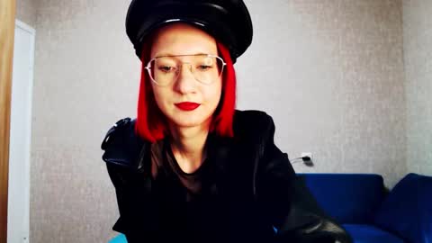 Snapshot of xxx_goddes_xxx chatting on 01-25-25, 12:37 Andariel online show from 01-25-25, 12:37
