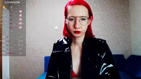 Snapshot of xxx_goddes_xxx chatting on 01-27-25, 05:48 Andariel online show from 01-27-25, 05:48