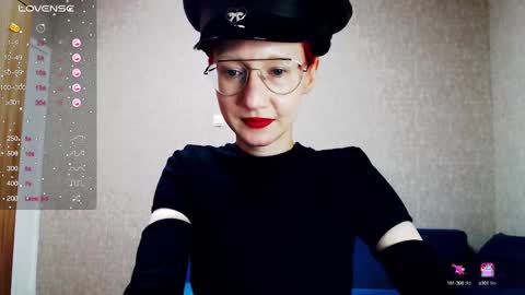 Snapshot of xxx_goddes_xxx chatting on 02-05-25, 06:59 Andariel online show from 02-05-25, 06:59