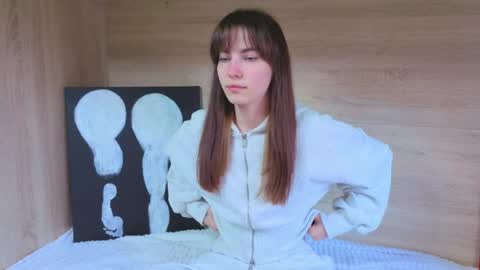 Eva online show from 05-17-26, 06:44