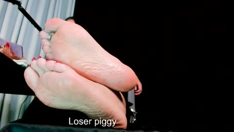 Mistress Scarlet Igmiss scarlet978 online show from 05-29-26, 06:00
