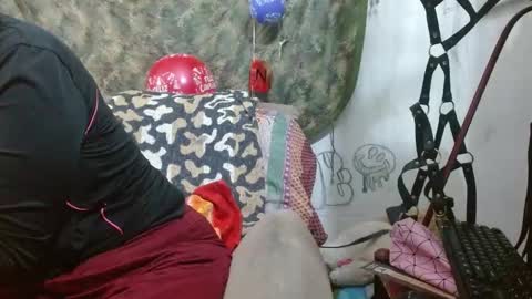 Snapshot of xxx_morena chatting on 12-16-24, 11:12   LILI  online show from 12-16-24, 11:12