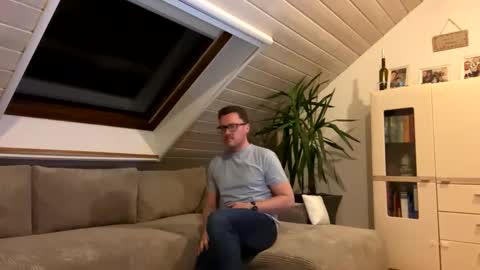 Alex online show from 03-26-26, 07:19