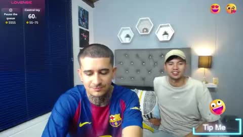 Snapshot of xxx_thesupercum chatting on 08-05-26, 01:19 DYLAN AND PAUL online show from 08-05-26, 01:19