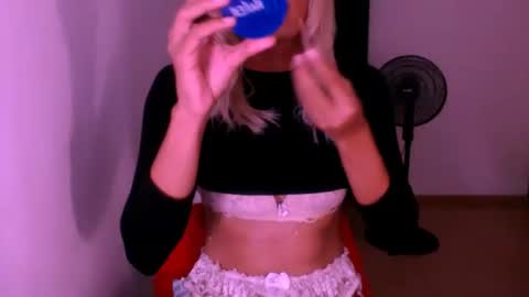Snapshot of xxxanonymousloverxxx chatting on 04-27-26, 01:47 Chiara online show from 04-27-26, 01:47