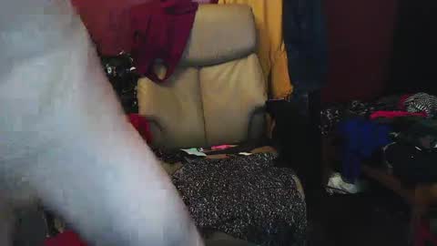 Snapshot of xxxboytoy_ chatting on 05-15-26, 02:07 Sean online show from 05-15-26, 02:07