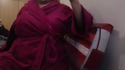 Ayanda online show from 04-18-26, 07:58