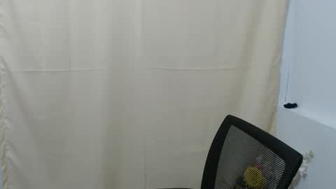 Snapshot of xxxforyouonlyxxx chatting on 09-13-25, 12:27 inday pinay online show from 09-13-25, 12:27