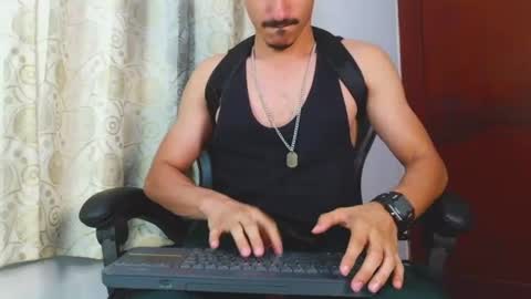 Snapshot of xxxhome_alonexxx chatting on 07-02-26, 07:53 Kev online show from 07-02-26, 07:53