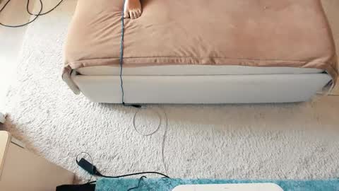 kira online show from 09-21-25, 06:37