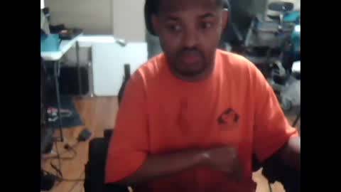 xxxonwheelz online show from 10-06-25, 11:02