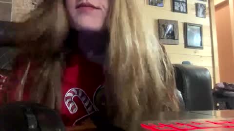 Snapshot of xxxsam_rosexxx chatting on 01-12-25, 04:42 xxxsam_rosexxx online show from 01-12-25, 04:42