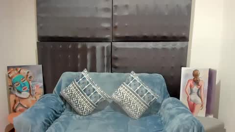 Sara online show from 02-16-25, 05:04