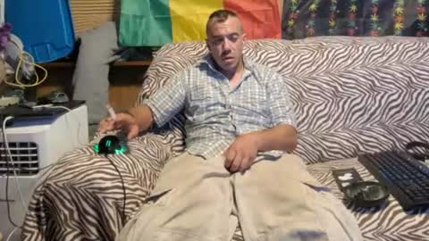 Snapshot of xxxscubastevexx chatting on 07-06-26, 07:38 ScubaSteve online show from 07-06-26, 07:38