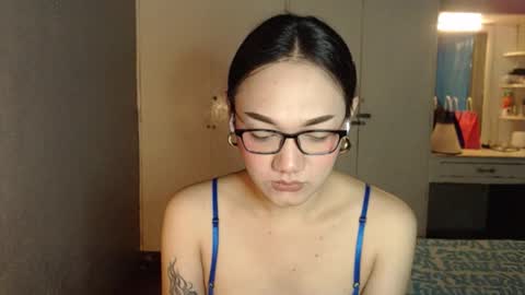 Melissa online show from 12-22-25, 12:07