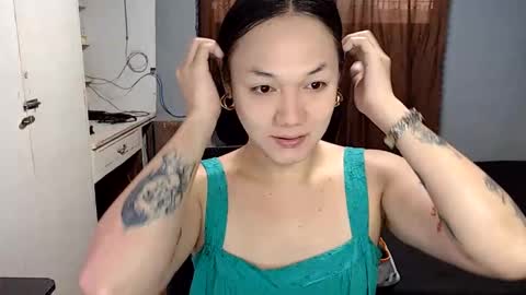 Melissa online show from 05-22-26, 02:40