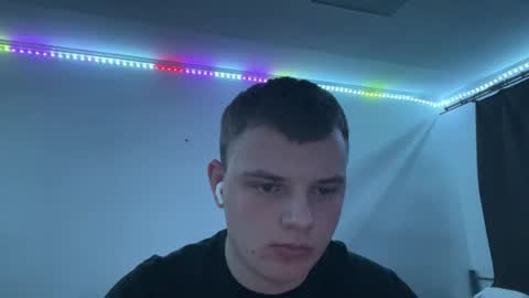 Leo online show from 04-19-26, 08:00