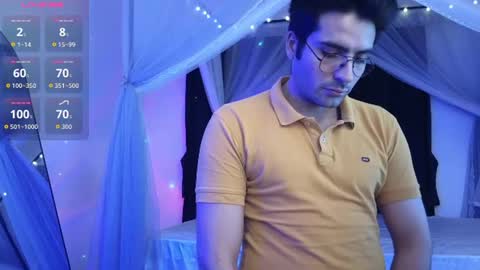 Snapshot of xxxvandersexxx chatting on 06-24-26, 08:02 July and Fer online show from 06-24-26, 08:02