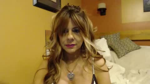 Check out my photo sets below  xo online show from 04-20-26, 07:04