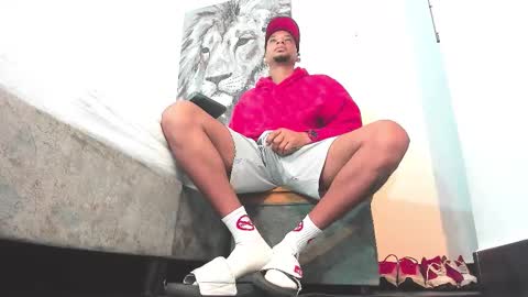 Sr. Y0ung Master online show from 11-21-25, 03:05