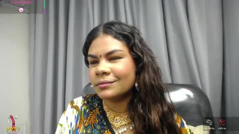 yazhini online show from 05-06-26, 11:48