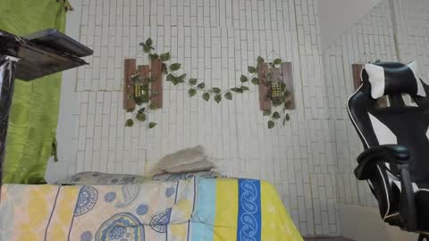 Snapshot of yacksson_lawrence chatting on 01-12-25, 01:53 yacksson_lawrence online show from 01-12-25, 01:53