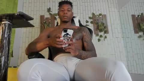 Snapshot of yacksson_lawrence chatting on 02-10-25, 01:57 yacksson_lawrence online show from 02-10-25, 01:57