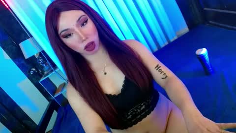 Snapshot of yan2xcumsalotxx chatting on 02-22-25, 02:39 REYAN online show from 02-22-25, 02:39