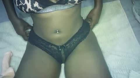 yanalove online show from 04-19-26, 02:00