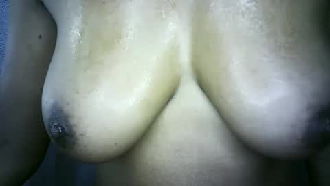 yanalove online show from 04-21-26, 02:51