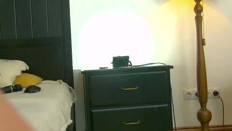 yanira_ass_ online show from 05-24-26, 04:17