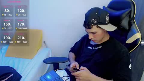 Snapshot of yankees_ chatting on 09-10-25, 03:50 DANILO P online show from 09-10-25, 03:50