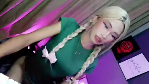 yannafucks online show from 07-24-26, 03:32