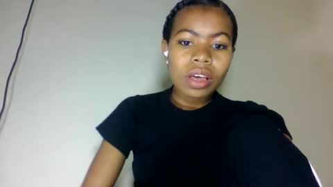 Snapshot of yannick_01 chatting on 06-10-26, 03:55 yannick_01 online show from 06-10-26, 03:55