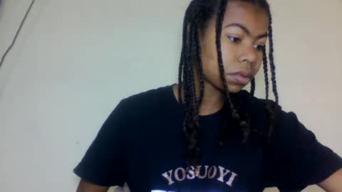 Snapshot of yannick_01 chatting on 07-16-26, 10:54 yannick_01 online show from 07-16-26, 10:54